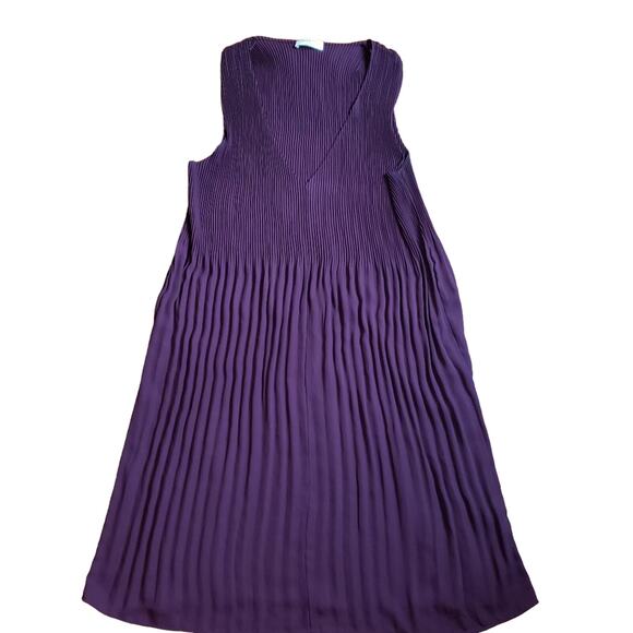 Aritzia Babaton Mathis chiffon pleated purple dress size medium - Picture 1 of 4